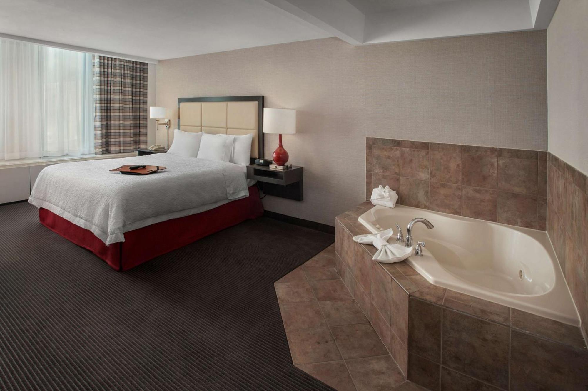 Hampton Inn & Suites Milwaukee Downtown Kültér fotó