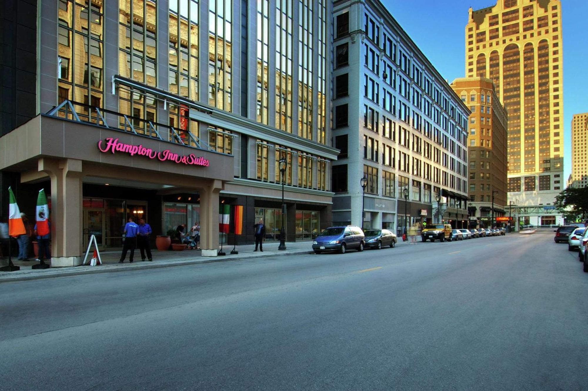 Hampton Inn & Suites Milwaukee Downtown Kültér fotó